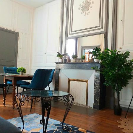 L' An 4 De La Liberte- Appartement Centre-Ville Au Calme ブールジュ エクステリア 写真